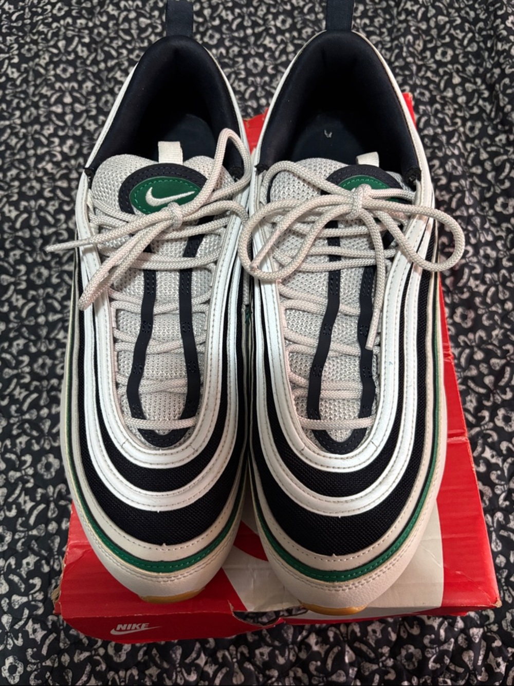 Nike mens airmax 97 photon dust malachite size 12